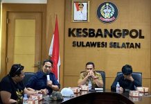 Bertemu Kepala DPM-PTSP dan Disbubpar Sulsel, BMI: Mereka Lemah ke THM FOTO: Ketua Umum dan Ketua Harian BMI bersama Ketua Aliansi Pemuda Makassar saat menemui pihak Pemprov Sulsel.