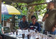 Digagas Kordinator FKPM Makassar, Kapolrestabes Apresiasi Reuni Berbingkai “Temu Kangen” FOTO: Dari kiri Pimpinan DPRD Makassar Sementara Supratman, Andi Pasamangi Wawo dan Kapolrestabes Makassar Kombes Dr.H.Mohammad Ngajib, S.Ik, MH