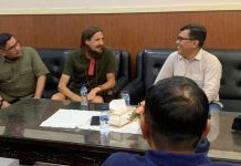 Disandera KKB Lebih Setahun, Kini Pilot Susi Air itu Kini Bernafas Lega FOTO: Philip Mark Mehrtens, Pilot Susi Air usai dibebaskan Tim Satgas Gabungan Cartenz Damai. (Istimewa)