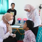 Gelar Hari Kesehatan Gigi Nasional, Anak-Anak Luwu Utara Antusias Ikuti Kampanye “Healthier Smiles” FOTO: Bupati Luwu Utara, Hj. Indah Putri Indriani, yang turut hadir dan membuka acara,Hari Kesehatan Gigi Nasional (HKGN), Rabu, (25/9).p)