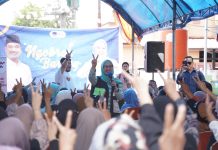 Kampanye Hari Kedua, Rezki Kembali Sampaikan Program Seragam Sekolah Gratis di Biringkanaya FOTO: Rezki Mulfiati Lutfi saat kampanye hari kedua di Kecamatan Biringkanaya.