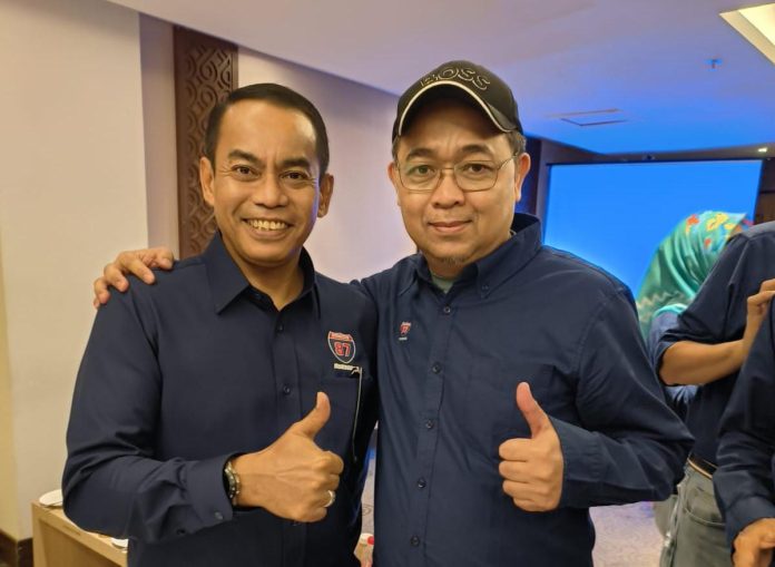 FOTO: Irjen Pol. Andi Rian R Djajadi dan Muh.Burhanuddin,S.H.,M.H kandidat doktor di Universitas Hasanuddin yang juga politisi Gerindra. (Istimewa)