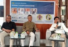 Kekuatan Akar Rumput dan Digitalisasi INIMI di Pilwalkot Makassar 2024 FOTO: Dr Abdi dan Dr Andi Ali Armunanto saat menjadi narasumber di kegiatan diskusi Komunitas Jurnalis Politik (KJP), Rabu (25/9/2024).