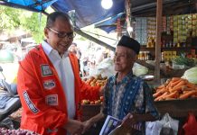 Blusukan ke Pasar Jadi Agenda Penting Danny – Azhar, Jubir: Denyut Nadi Ekonomi Rakyat Sulsel FOTO: Calon Gubernur Moh. Ramdhan 'Danny' Pomanto, berkunjung ke Pasar Sentral Minasa Maupa pada Senin (30/09) dan ke Pasar Sentral Sungguminasa Gowa pada Selasa (01/10) pagi.