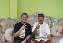 Dapat Dukungan Tokoh Masyarakat Utara Kota Makassar, ini Kata Seto FOTO: Andi Seto saat menemui tokoh masyarakat utara kota makassar Haji Kai