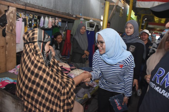 FOTO: Wakil Wali Kota Makassar, Mulfiati Lutfi, usai menghadiri acara car free day (CFD) di Halaman Masjid Al-Markaz, Minggu (6/10/2024)