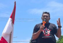 GR KK-Morowali Bakal Gelar Aksi Unjuk Rasa di Mapolda dan Kejati Sulteng, Soal Kasus TPPO FOTO: Amrin, Ketua GRD KK-MOROWALI saat menggelar aksi unjuk rasa.