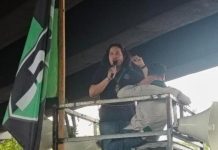 Cagub Disinyalir Dimodali Bandar Narkoba, PTKP Badko HMI Sulselbar Minta Polda Sulsel Telusuri FOTO: Amri Kader HMI Sulsel saat menyampaikan orasinya di kawasan fly over jalan Urip Sumoharjo, Kota Makassar. (Istimewa)