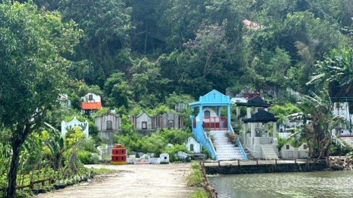 FOTO: Pekuburan Cina di Kampung Duri, Kabupaten Pinrang, Sulawesi Selatan. (Istimewa)