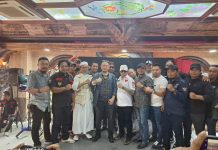 Silaturahmi Bersama Daenk Jamal, SRC Siap Sukseskan Asta Cita Pemerintah Indonesia FOTO: Tokoh ormas dan legenda Kalijodo Daenk Jamal berkunjung ke kota Makassar dalam rangka touring silaturahmi dengan para ormas di Sulsel dan Sulbar.