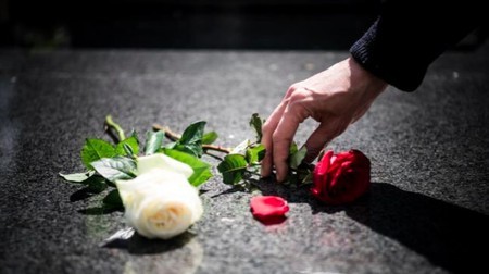 IMG-20241217-WA0258 FOTO: Ilustrasi duka cita. (Foto: iStockphoto/RealPeopleGroup