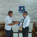 Taufan Pawe Pastikan Kawal Kebutuhan Daerah Saat Reses di Bulukumba FOTO: HM Taufan Pawe bersama Bupati Bulukumba Andi Muchtar Ali Yusuf. (Istimewa)