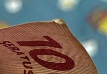 Pengemudi Grab di Makassar Tuding Penumpangnya Gunakan Uang Palsu
