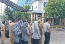 Banyak Masalah di Disdik, DP: Itu Jadi Salah Satu Alasan Nonaktifkan Kadisdik Makassar FOTO: Pegawai Dinas Pendidikan Kota Makassar saat melaksanakan apel pagi. (dokumen istimewa)