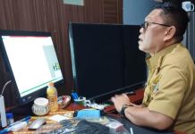 Kasus Ribuan Siswa SMP Tak Masuk Dapodik di Makassar, KT Anjurkan Orangtua Lapor Polisi FOTO: Kadis Pendidikan Kota Makassar Muhyiddin Mustakim memberikan penjelasan terkait peretasan akun Facebook Dinas Pendidikan Makassar (Foto dokumentasi Disdik Kota Makassar)