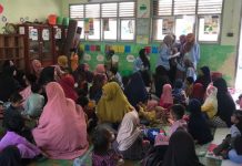 Mendikdasmen dan Mendes PDT Bertemu Bahas Pembangunan PAUD-TK di Pedesaan FOTO: Guna membantu kemajuan pendidikan anak usia dini (PAUD) yang di perdesaan, mahasiswa Kukerta Unri gelar lomba mewarnai di Desa Pangkalan Batang Kecamatan Bengkalis, Kabupaten Bengkalis, Provinsi Riau. (Istimewa)