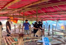 Aktivitas Judi Sabung Ayam di Dusun Manggai Maros Dilaporkan Sudah Tidak Ada FOTO: Aparat gabungan saat membersihkan lokasi sabung ayam di di Dusun Manggai, Desa Damai, Kecamatan Tanralili, Kabupaten Maros, beberapa waktu lalu.