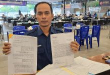 Asuransi Sequislife Digugat Wanprestasi oleh Salah Satu Warga Medan FOTO: Rustam Hamonangan Tambunan SH Kuasa Hukum Nasabah asuransi PT Sequislife, Candra Irawan saat mengajukan gugatan ke Pengadilan Negeri (PN) Medan, Sumatra Utara.