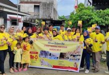 MCLC Rutin Membagi Pakan untuk Kucing Liar di Makassar FOTO: Sejumlah pegiat street feeding Vol 28 masih rutin membagi pakan untuk kucing liar di Ko Villa Magasari Kecamatan Rappocini Kota Makassar, yang di sponsorship oleh ME-O.