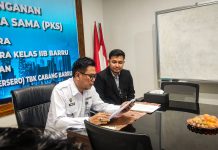Rutan Barru Teken Kerja Sama dengan BRI Barru, Tingkatkan Layanan Keuangan Pegawai FOTO: Kanan Amsar, Kepala Rutan Kelas IIB Barru resmi menjalin kerja sama dengan Kantor Cabang BRI Barru melalui penandatanganan Perjanjian Kerja Sama (PKS) mengenai Fasilitas Penyaluran Pembayaran Gaji Pegawai dan Layanan Perbankan Lainnya.