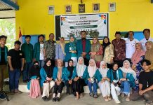 Mahasiswa KKN UMMA Angkatan VIII Gelar Seminar Kewirausahaan dan BUMDes di Desa Bowong Cindea FOTO: Mahasiswa Kuliah Kerja Nyata (KKN) Universitas Muslim Maros (UMMA) Angkatan VIII menggelar Seminar Kewirausahaan dan BUMDes di aula kantor Desa Bowong Cindea.