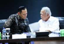 AHY Rapat dengan Kepala Otorita IKN, Bahas Desain Pembangunan Kawasan Legislatif dan Yudikatif FOTO: Menteri Koordinator Bidang Infrastruktur dan Pembangunan Kewilayahan Agus Harimurti Yudhoyono dan Kepala Otorita IKN Basuki Hadimuljono. Rapat itu berlangsung Jumat (21/02/2025).