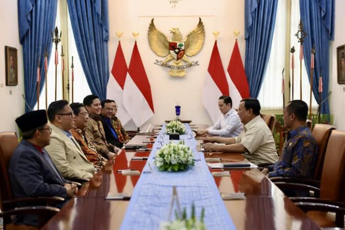 FOTO: Presiden Prabowo Subianto saat menerima sejumlah pimpinan Komisi III DPR RI di Istana Kepresidenan, Jakarta, Rabu (19/3/2025). (Property: Seskab)