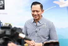 Menko AHY Sebut Kurang Lebih 146 Juta Warga Mudik Lebaran 2025 FOTO: Menko Bidang Infrastruktur & Pembangunan Kewilayahan Agus Harimurti Yudhoyono saat melepas Tim Arus Mudik Liputan 6 SCTV. (Property AHY)