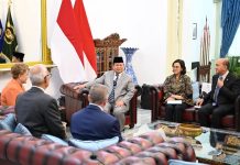 Resmi Gabung NDB, Presiden Prabowo: Langkah Strategis untuk Percepatan Transformasi Nasional FOTO: Presiden Prabowo Subianto didampingi Menteri Keuangan Sri Mulyani Indrawati saat menerima Presiden NDB Dilma Vana Rousseff di Istana Merdeka, Jakarta, pada Selasa, 25 Maret 2025. (Foto: BPMI Setpres)