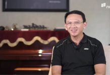 Penyidik Kejagung Panggil Ahok Soal Korupsi di Pertamina FOTO: Tangkap layar saat Basuki Tjahaja Purnama alias Ahok tampil blak blakang di kanal YouTube Narasi Newsroom. Sabtu (1/3/2025)