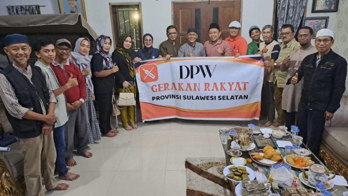 FOTO: Ormas Gerakan Rakyat Sulawesi Selatan saat menggelar buka puasa bersama.