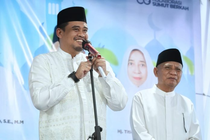 IMG-20250312-WA0549 FOTO: Gubernur Sumut, Bobby Nasution bersama Wakil Gubernur Sumut, Surya hadiri Safari Ramadhan yang diselenggarakan di Masjid Ar-Rohmatul Hidayah, Jalan Panglima Denai, Medan, Rabu (12/3/2025). Turut hadir sebagai Penceramah, Ustadz H. M. Nur Syam.