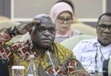 Jadi Pro Kontra, Natalius Teken Surat Permohonan Penghapusan SKCK ke Kapolri FOTO: Natalius Pigai, Menteri Hak Asasi Manusia (HAM). (Istimewa)