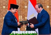 Prabowo Bertemu Presiden Arab Mesir Abdel Fattah El-Sisi FOTO: Presiden Prabowo Subianto disambut secara resmi oleh Presiden Republik Arab Mesir, Abdel Fattah El-Sisi, di Istana Al Ittihadiya, Kairo, Sabtu (12/04/2025). (Sumber: BPMI Setpres)