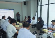 Diduga Sistem Perizinan PTSP Sulsel Dibobol, THM Helen’s Miliki Izin Operasional, Zulkifli: Dibuat di North Carolina AS FOTO: DPMPTSP dan Karang Taruna Makassar menggelar pertemuan membahas tentang izin operasional THM di Makassar berlangsung di gedung Makassar Government Centre (MGC) ruang rapat DPMPTSP, Kelurahan Baru, Ujung Pandang, Makassar pada Rabu (22/4/2025).