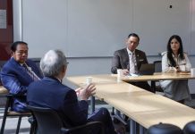 Catatan AHY di AS, Bertemu Fisikawan Ternama dan Peraih Nobel FOTO: Professor Chu, Susilo Bambang Yudhoyono, Agus Harimurti Yudhoyono dan Anisa Pohan saat bertemu di Amerika Serikat. (Properti via Facebook AHY)