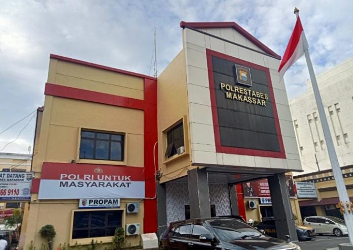 IMG-20250430-WA0228 FOTO: Mapolrestabes Makassar Jl. Ahmad Yani No.9, Pattunuang, Kecamatan Wajo, Kota Makassar, Sulawesi Selatan 90174. (LN)