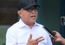 Larang Waria Tampil Diatas Panggung Acara, Bupati Gorontalo dapat Sorotan dari Media Asing FOTO: Sofyan Puhi Bupati Gorontalo. (Foto: Istimewa)
