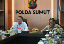 Cek Langsung ke Polda Sumut, Kemenko Polkam Tekankan Pemerintah Serius Tangani Premanisme FOTO: Deputi Bidang Koordinasi Pertahanan Negara dan Kesatuan Bangsa Kemenko Polkam, Mayjen TNI Purwito Hadi Wardhono, saat meninjau langsung ke Polda Sumatera Utara, Sabtu (10/5/2025). (Properti Kemenko Polkam)