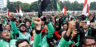 Dasco Pimpin Rakor Finalisasi Perpres Ojek Online FOTO: Pengemudi Ojol saat menggelar aksi di Jakarta. (Properti Akurat.co)