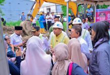Sudah Groundbreaking, Mimpi Warga Utara Kota Makassar dapatkan Air Bersih PDAM Bakal Sirna FOTO: Ketua Komisi B, H Ismail, Turut hadir pada acara groundbreaking pemasangan jaringan pipa distribusi utama di Jl Sultan Alauddin, samping kanal Pasar Pabbaeng-baeng, Kota Makassar, Rabu (19/3/2025). (Istimewa)