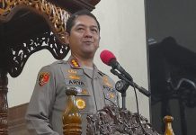 Kapolrestabes Makassar Safari Subuh di Mesjid Al Hidayah Manggala FOTO: Kapolrestabes Makassar Kombes Pol Arya Perdana, SH, SIK, M.Si