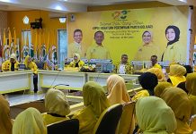 Rayakan HUT ke-23, KPPG Siap Menjadi Garda Terdepan dan Mendukung Keberlanjutan Kepemimpinan Golkar Sulsel FOTO: Kesatuan Perempuan Partai Golkar (KPPG) Sulawesi Selatan tasyakuran yang digelar pada Minggu (23/5) di Sekretariat DPD Partai Golkar Sulsel.