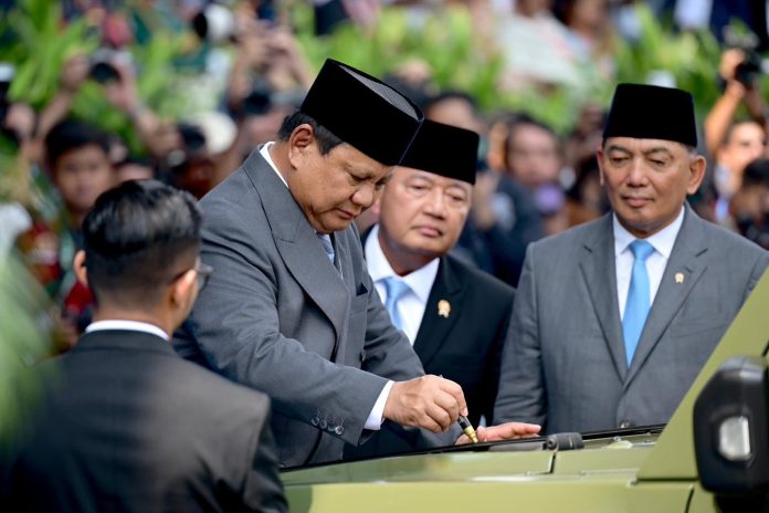 FB_IMG_1749743184763 FOTO: Presiden Prabowo Subianto secara resmi membuka pameran pertahanan Indo Defence 2025 Expo & Forum, yang digelar di JIEXPO Kemayoran, Jakarta, pada Rabu, 11 Juni 2025. (BPMI Setpres)