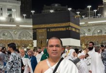 Saujana Kain Putih Ihram: Keheningan dan Kekhusyukan di Depan Ka’bah FOTO: dr Wachyudi Muchsin