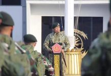 Yonif 501 Kostrad Laksanakan Upacara Purna Tugas FOTO: Panglima Divisi Infanteri 2 Kostrad, Mayjen TNI Susilo, S.I.P., (Properti Puspen TNI)
