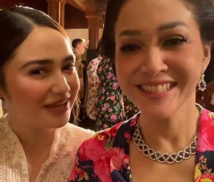 IMG-20250617-WA0222 FOTO: Maia Estianty saat menghadiri pengucapan ijab kabul Al Ghazali dan Alyssa Daguise pada Senin (16/6/2025). (Properti via akun facebook Unishop Flower)