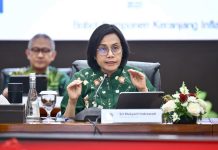 Menkeu Sri Sebut APBN Devisit Rp 21 Triliun FOTO: Menteri Keuangan Sri Mulyani dalam konferensi pers APBN KiTa edisi Juni 2025, di Jakarta, dikutip pada Rabu (18/6/2025). (Properti via Facebook Sri Mulyani)