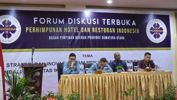 IMG-20250621-WA0195 FOTO: Perhimpunan Hotel Dan Restoran Indonesia (PHRI) Sumut Badan Pimpinan Daerah Sumut menggelar Forum Diskusi Terbuka bertema