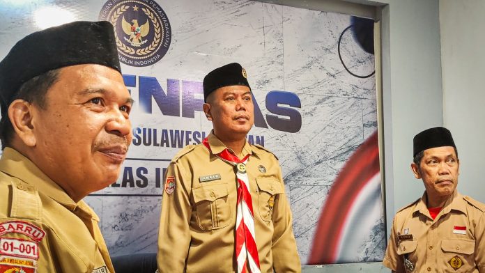 IMG-20250623-WA0160 FOTO: Kepala Rutan Klas IIB Barru Amsar saat mengikuti Perkemahan Satya Dharma Bhakti Pemasyarakatan yang dilaksanakan di Lembaga Pemasyarakatan (Lapas) Kelas IIA Cibinong secara virtual pada 23-25 Juni 2025.